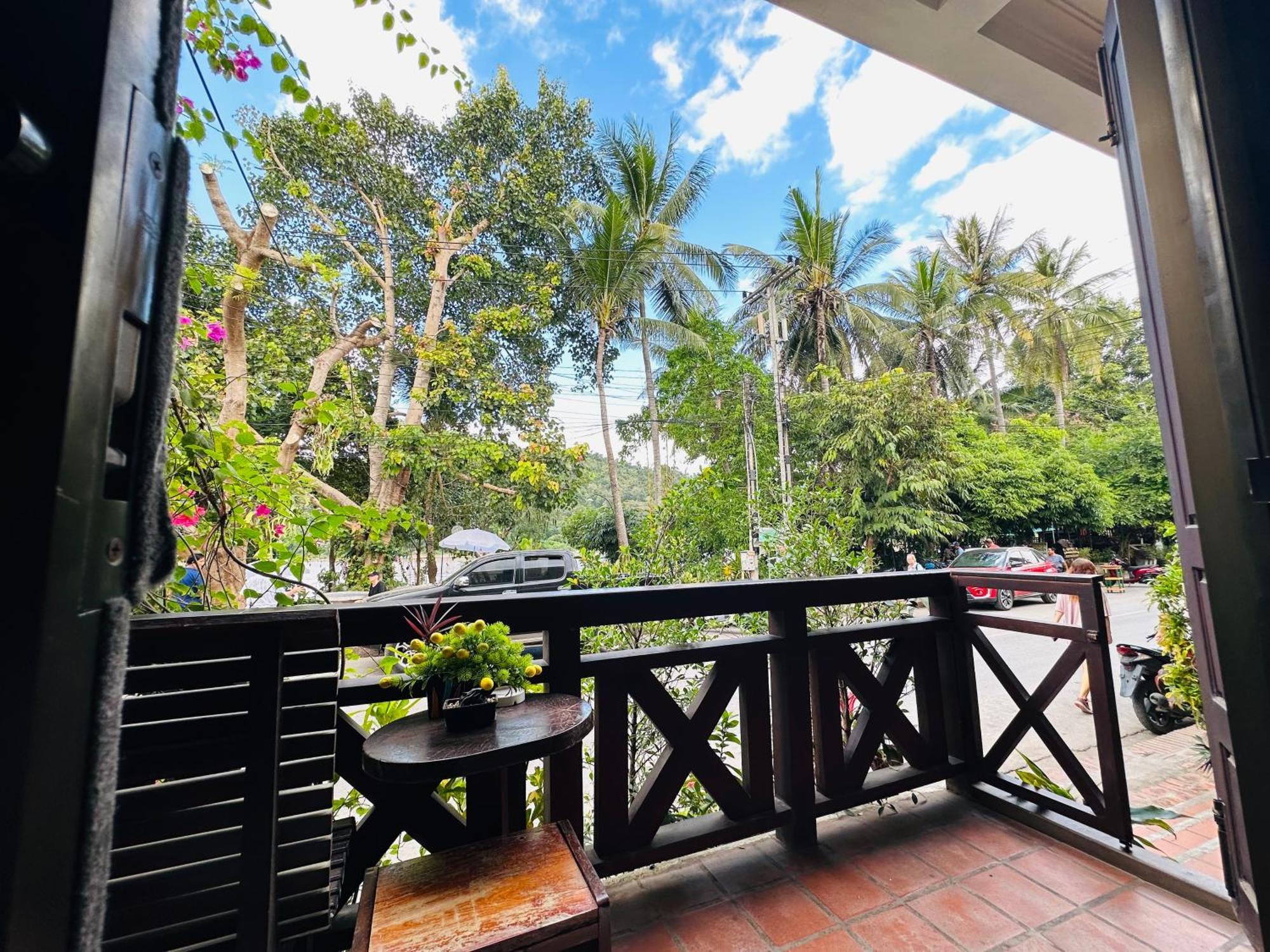 Anisa Mekong Riverside Villa Luang Prabang Exterior foto
